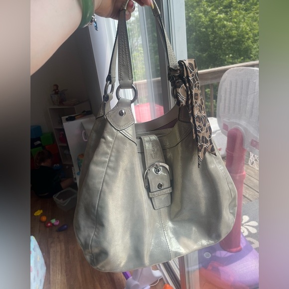 Coach Metallic Biege Shimmering Leather
Maggie Shoulder Bag - Picture 3 of 12